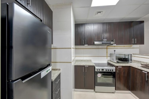 Standard One Bedroom Apartment Next to Marina Mall 6 Luxury Bookings
