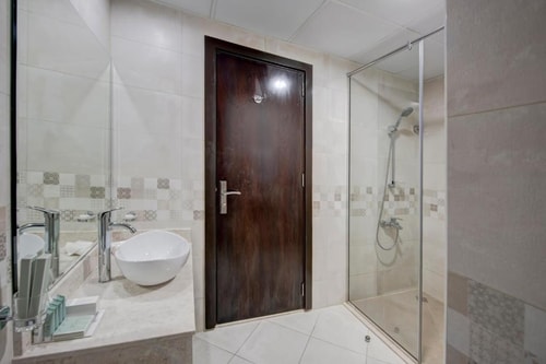Standard One Bedroom Apartment Next to Marina Mall 7 Luxury Bookings