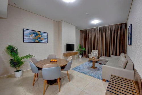 Standard One Bedroom Apartment Next to Marina Mall 4 Luxury Bookings