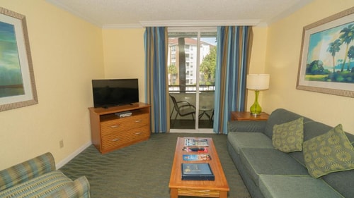 Executive Two Bedroom Suite Near Halal Market ORL 3 Luxury Bookings