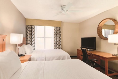 Premium Suite Near Wonder Works ORL Luxury Bookings