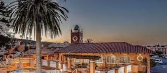 King Room Near Tasty Place SAN 13 Luxury Bookings