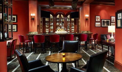 King Room Near Lightkeepers MIA 9 Luxury Bookings