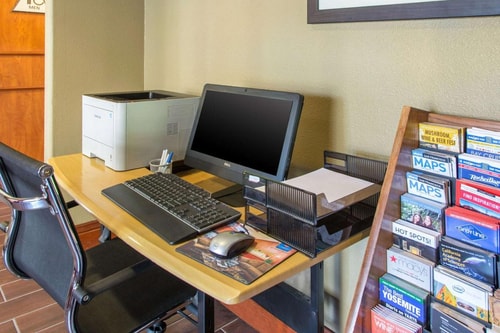 King Room Near Jack Drago Park SAN 7 Luxury Bookings