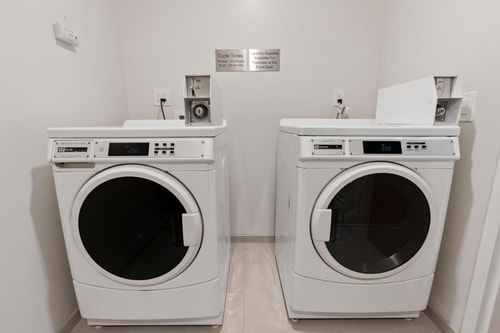 King Room Near Rockaway Beach SAN 9 Luxury Bookings