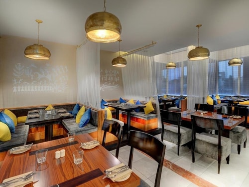 Double Room Near Luxury Gift Shop Ae 11 Luxury Bookings
