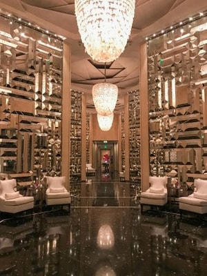 Deluxe King Room Near Atlantikos MIA 8 Luxury Bookings