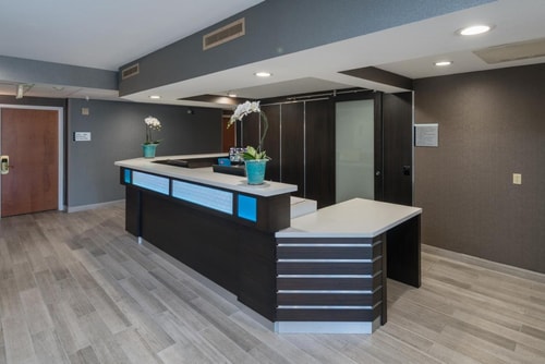 Standard King Room Near Liquor Locker SAN 6 Luxury Bookings