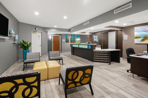 Standard King Room Near Liquor Locker SAN 9 Luxury Bookings