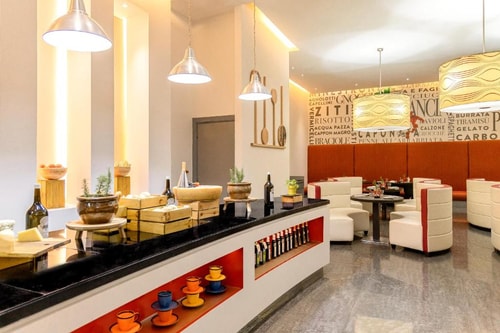 Standard Room Near Mall of Emirates Dubai 12 Luxury Bookings