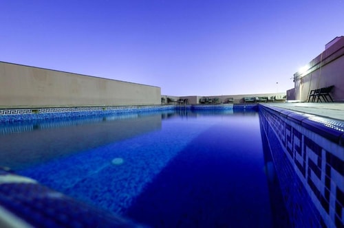 Premier King Room Near Al Ghurair Centre 12 Luxury Bookings
