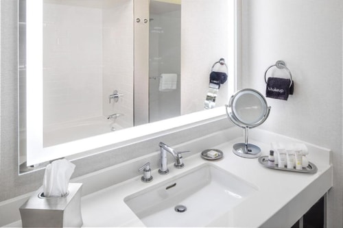 Classic King or Twin Room Near Tennis Courts SAN 3 Luxury Bookings