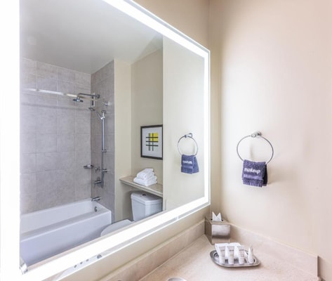 Classic King or Twin Room Near Tennis Courts SAN 4 Luxury Bookings