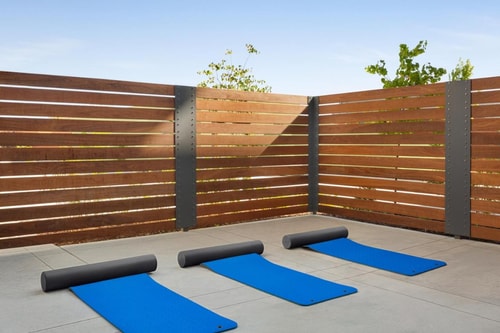 King Studio Suite Near Marina Liquor SAN 10 Luxury Bookings