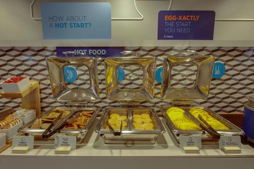 Standard Room Near McDonalds SAN 9 Luxury Bookings