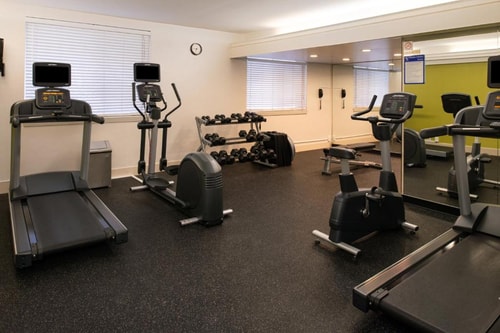 King Room Near Niles College SAN 12 Luxury Bookings