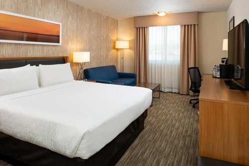 King Room Near Niles College SAN 0 Luxury Bookings