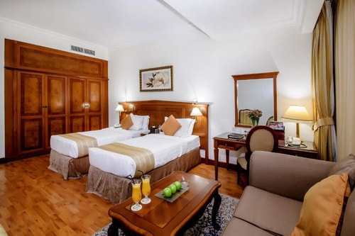 Deluxe Room Near The Waves Residence Dubai 2 Luxury Bookings