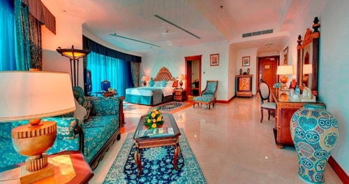 Deluxe Room Near The Waves Residence Dubai 8 Luxury Bookings