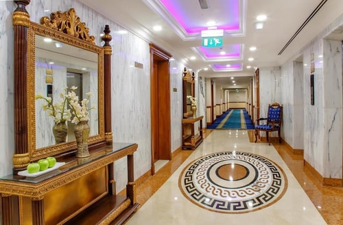 Deluxe Room Near The Waves Residence Dubai 13 Luxury Bookings