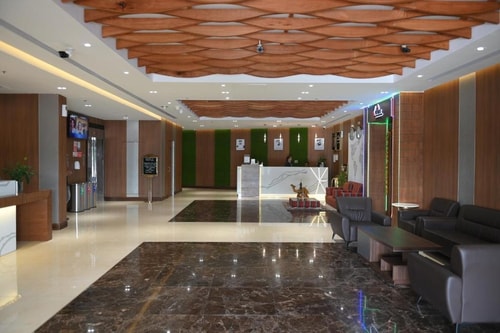 Classic Room Near Emarat Adhed 8 Luxury Bookings
