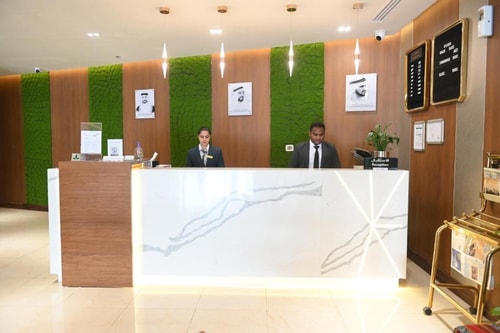 Classic Room Near Emarat Adhed 10 Luxury Bookings