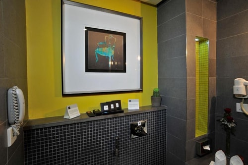 Classic Room Near Tea Stall 5 Luxury Bookings