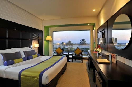 Classic Room Near Tea Stall 20 Luxury Bookings