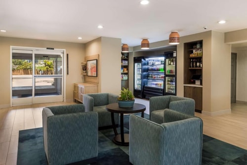 One Bedroom Suite Near Ideaya Biosciences SAN 8 Luxury Bookings