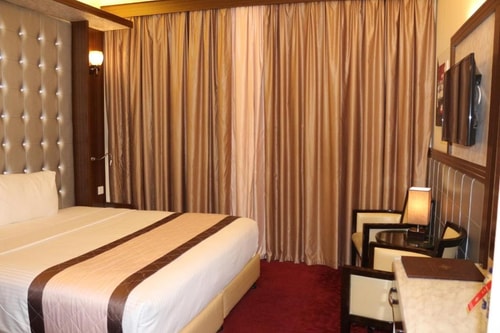 Standard Room Near Dubai star international Luxury Bookings