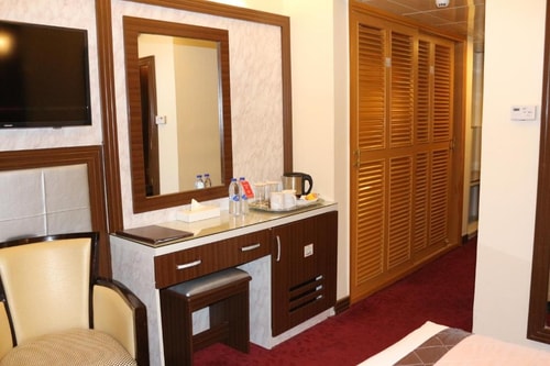 Standard Room Near Dubai star international 5 Luxury Bookings