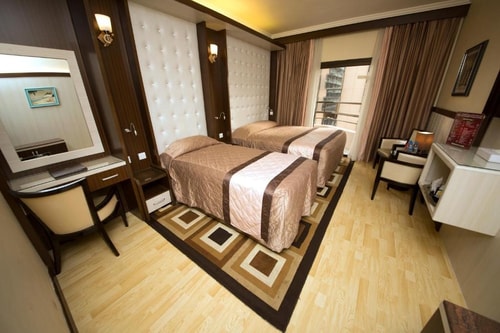 Standard Room Near Dubai star international 2 Luxury Bookings