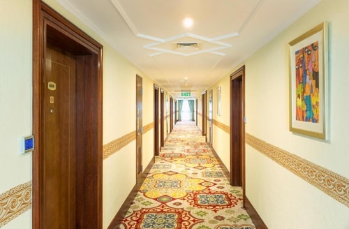 Deluxe Room Near Viva Supermarket 14 Luxury Bookings