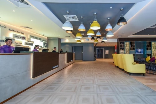 Double Room Near The Petshop DIP Megastore 14 Luxury Bookings