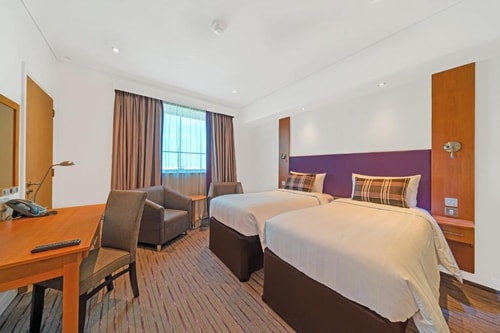 Double Room Near The Petshop DIP Megastore 26 Luxury Bookings