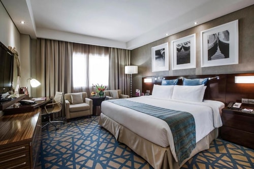 Deluxe Room Near Vijo Fitness and Lifestyle 3 Luxury Bookings