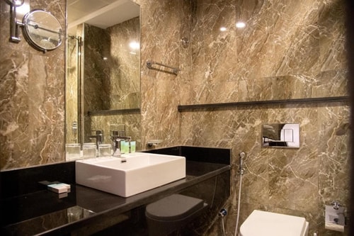 Superior Room Near Traditional Souq Naif Deira 11 Luxury Bookings