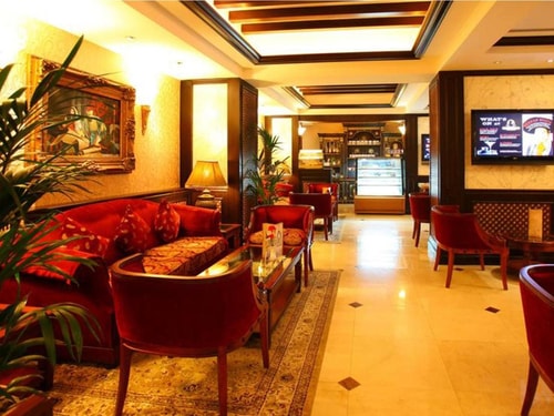 Classic Room Near Coffee Museum by Luxury Bookings 3 Luxury Bookings