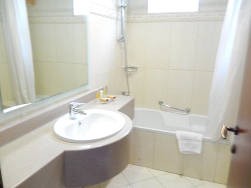 Two Bedroom Near Summer Pearl Spa 17 Luxury Bookings