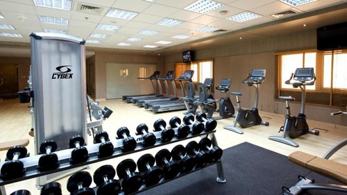Deluxe Room Near Powerzone Fitness Centre 3 Luxury Bookings