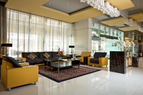 Deluxe Room Near Powerzone Fitness Centre 8 Luxury Bookings