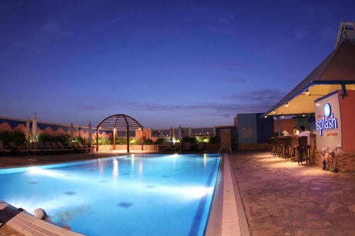 Deluxe Room Near Powerzone Fitness Centre 16 Luxury Bookings