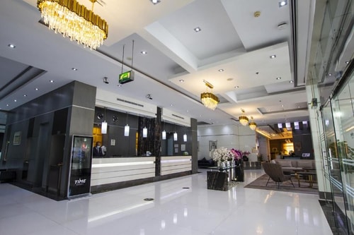 Deluxe Room Near Powerzone Fitness Centre 20 Luxury Bookings