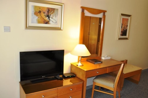 Standard Room Near Sports City By Luxury Bookings 13 Luxury Bookings