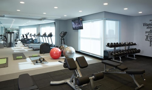 Luxury King Room Next to Internet Metro Station 2 Luxury Bookings