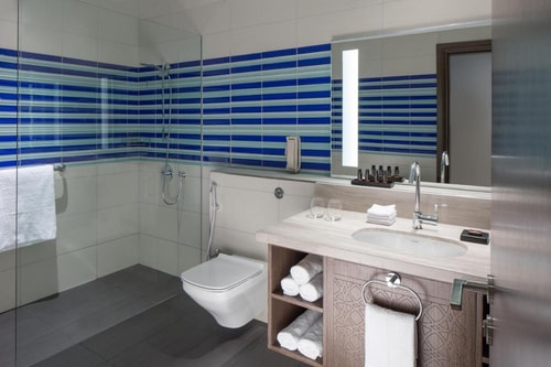 Luxury King Room Next to Internet Metro Station 7 Luxury Bookings
