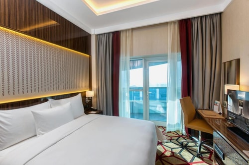 Luxury King Room Next to Internet Metro Station 9 Luxury Bookings