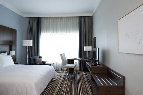Luxury King Room Next to Internet Metro Station 10 Luxury Bookings