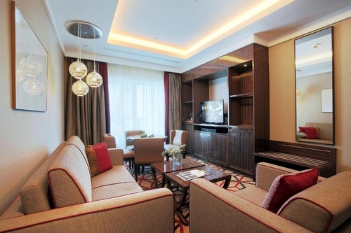 Luxury King Room Next to Internet Metro Station 22 Luxury Bookings