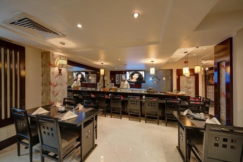 Deluxe Suite Near Sindhi Ceremonial Centre 12 Luxury Bookings